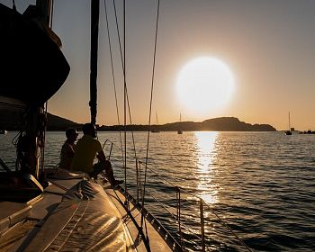 Private Asinara and La Pelosa Sunset Sailing Tour