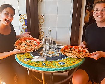 Laboratorio di pizza a Napoli Crea la tua Margherita