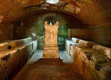 Exklusive Privattour durch die unterirdische Basilika San Clemente in Rom und Eintrittskarten ohne Anstehen