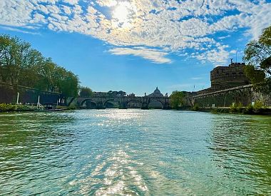 Exklusive Bootsfahrten auf dem Tiber in Rom | Rome River Tiber Experience