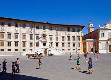 Minivan-Ausflug nach Pisa und Lucca vom Hafen von La Spezia