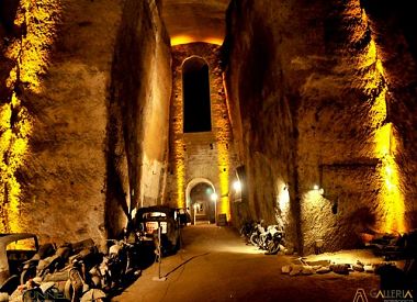 Visita guidata a piedi: Napoli reale e Tunnel Borbonico
