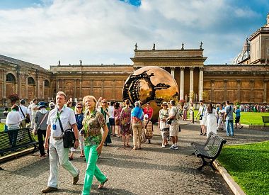 Vatican Museum and Sistine Chapel Skip-the-Line Guided Group Tour and tickets