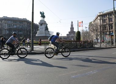 Grand Tour in E-bike delle principali attrazioni di Milano