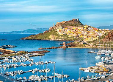 City tour of the medieval centre of Castelsardo with tasting