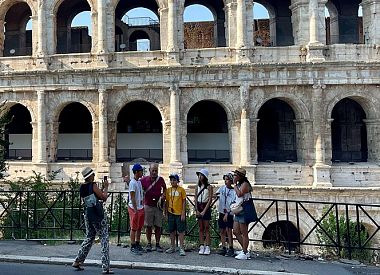 Tour guidato ufficiale del Colosseo, del Palatino e del Foro Romano | Biglietti salta la fila