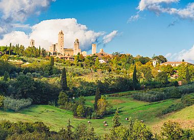 Entdecken Sie die Toskana an einem Tag von Rom aus: Tour durch Siena und San Gimignano mit Weinverkostung und Essen