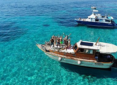 Vintage wooden boat tour to La Maddalena Archipelago from Palau