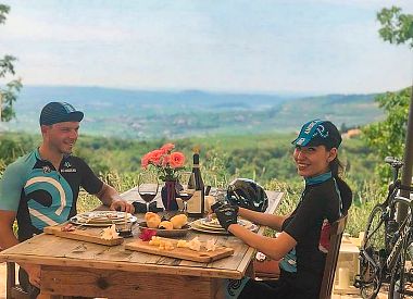 Valpolicella: e-bike tour con degustazione di vini locali e prodotti tipici